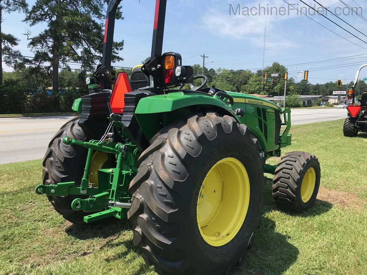 2020 John Deere 4052M Heavy Duty Image 3