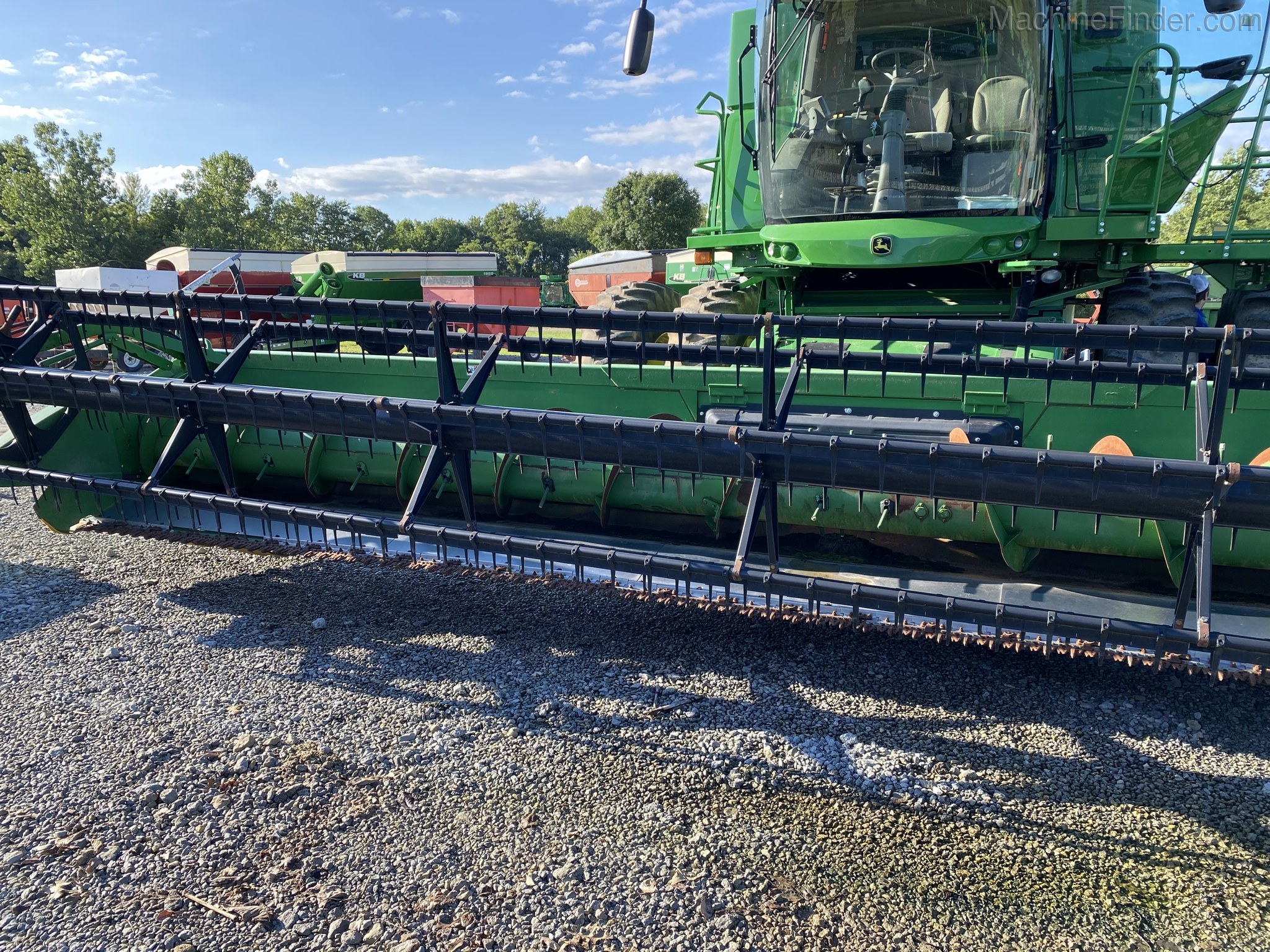 2007 John Deere 630F Image 5