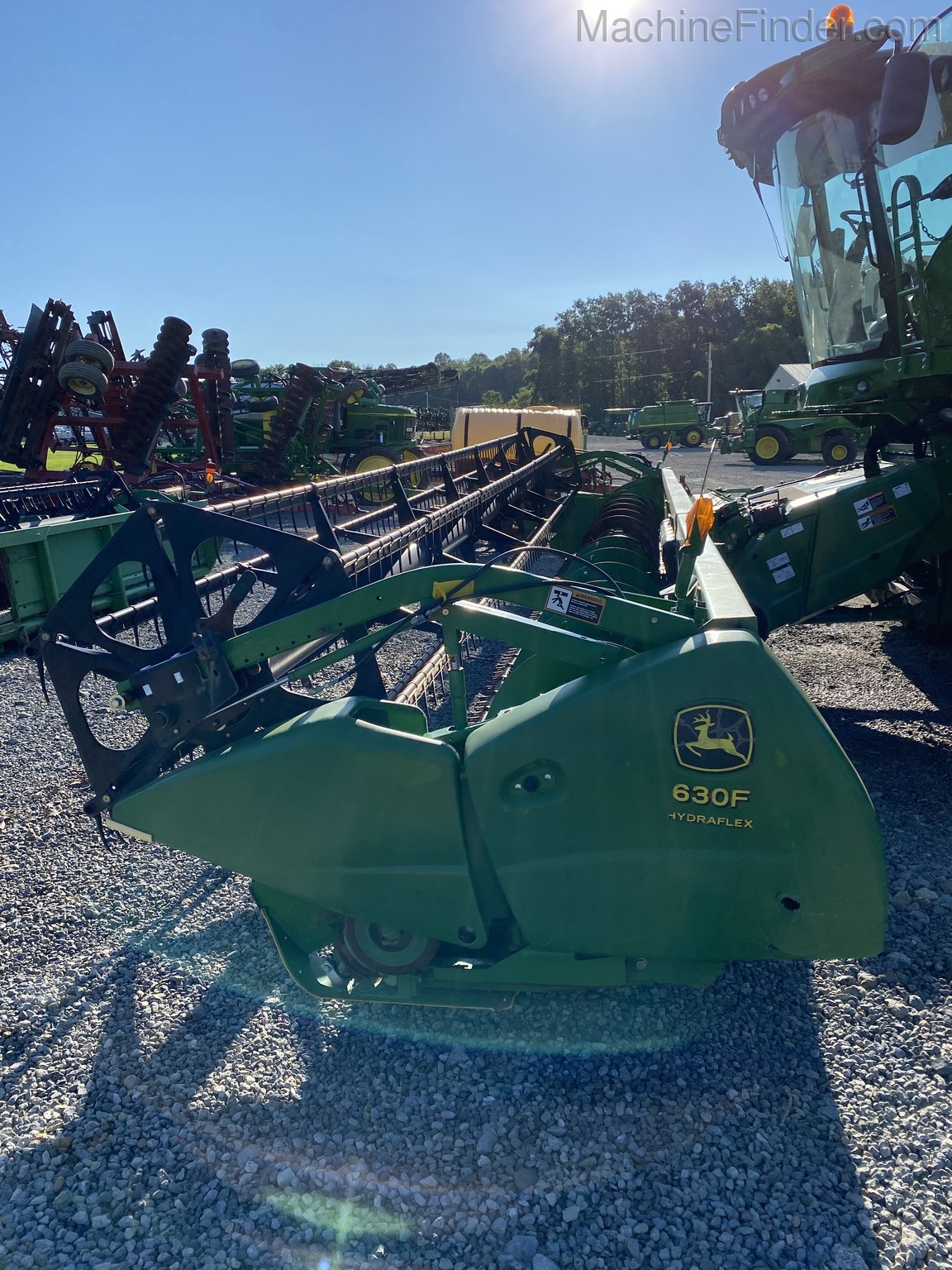 2007 John Deere 630F Image 2