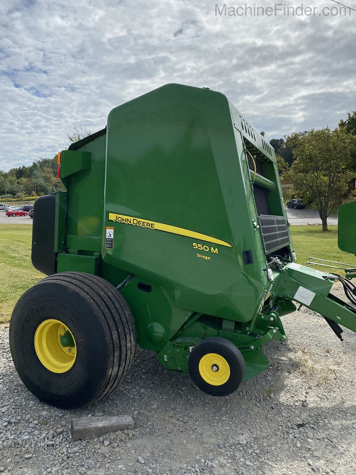 2019 John Deere 550M Image 2