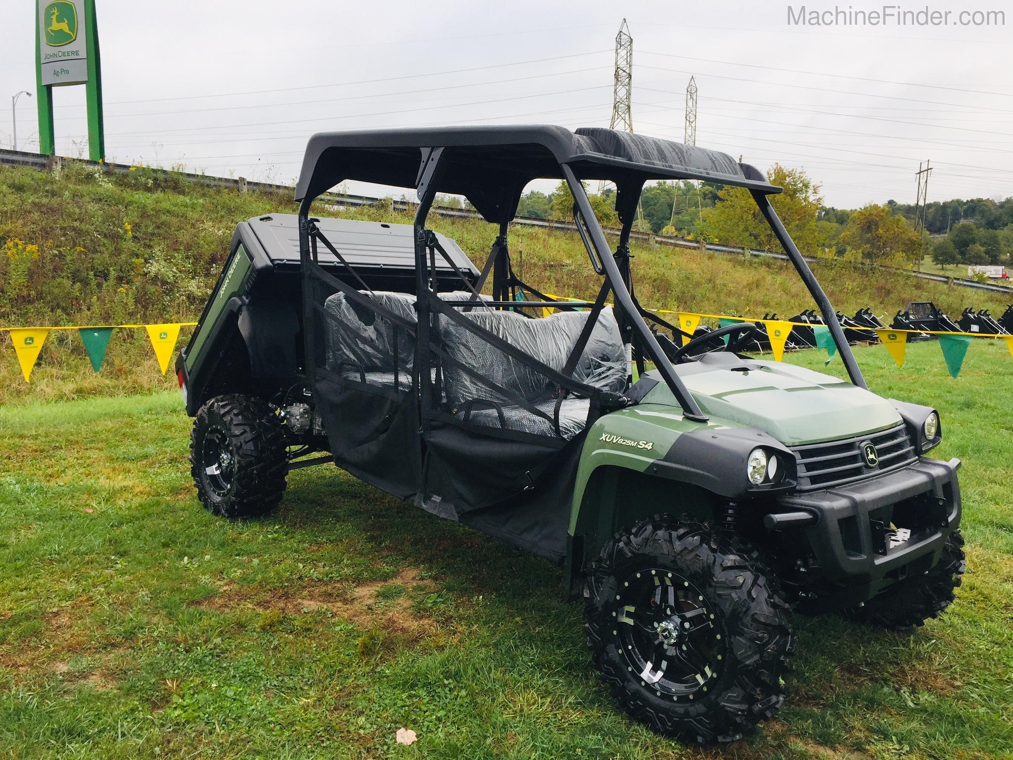 2021 John Deere XUV825M S4 Image 6