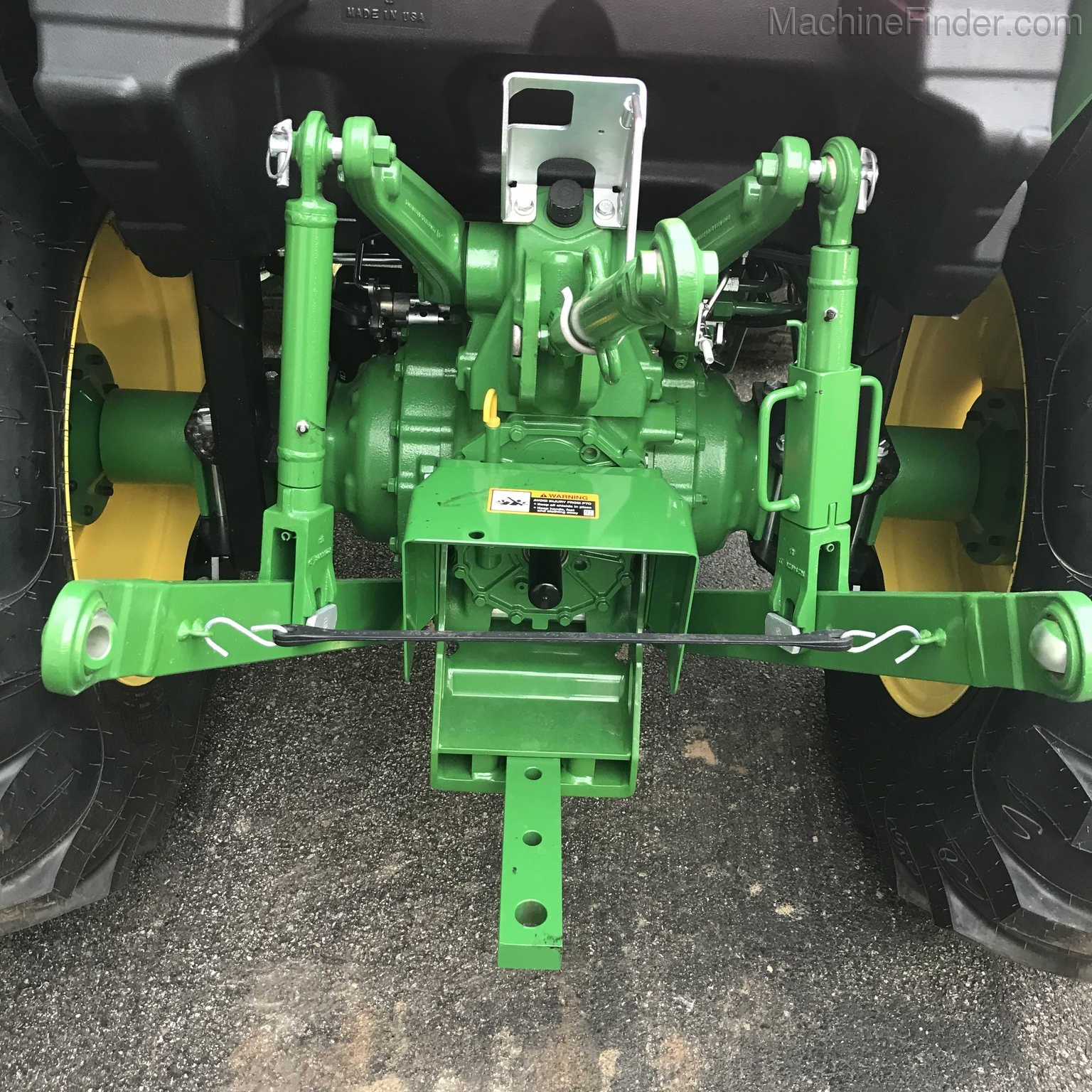 2020 John Deere 4052M Image 9