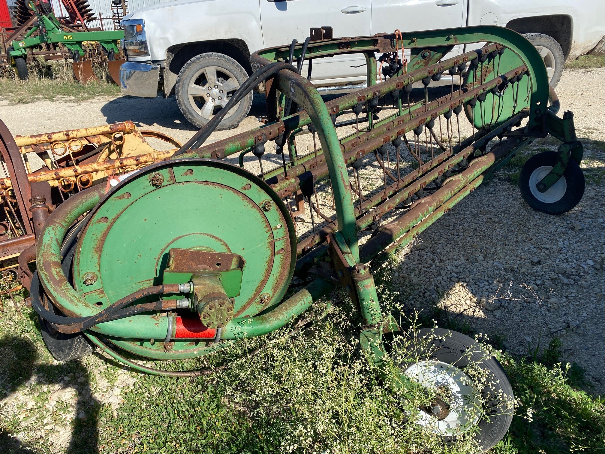 John Deere HYD 652 Image 1