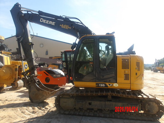 Photo of a 2024 John Deere 135P