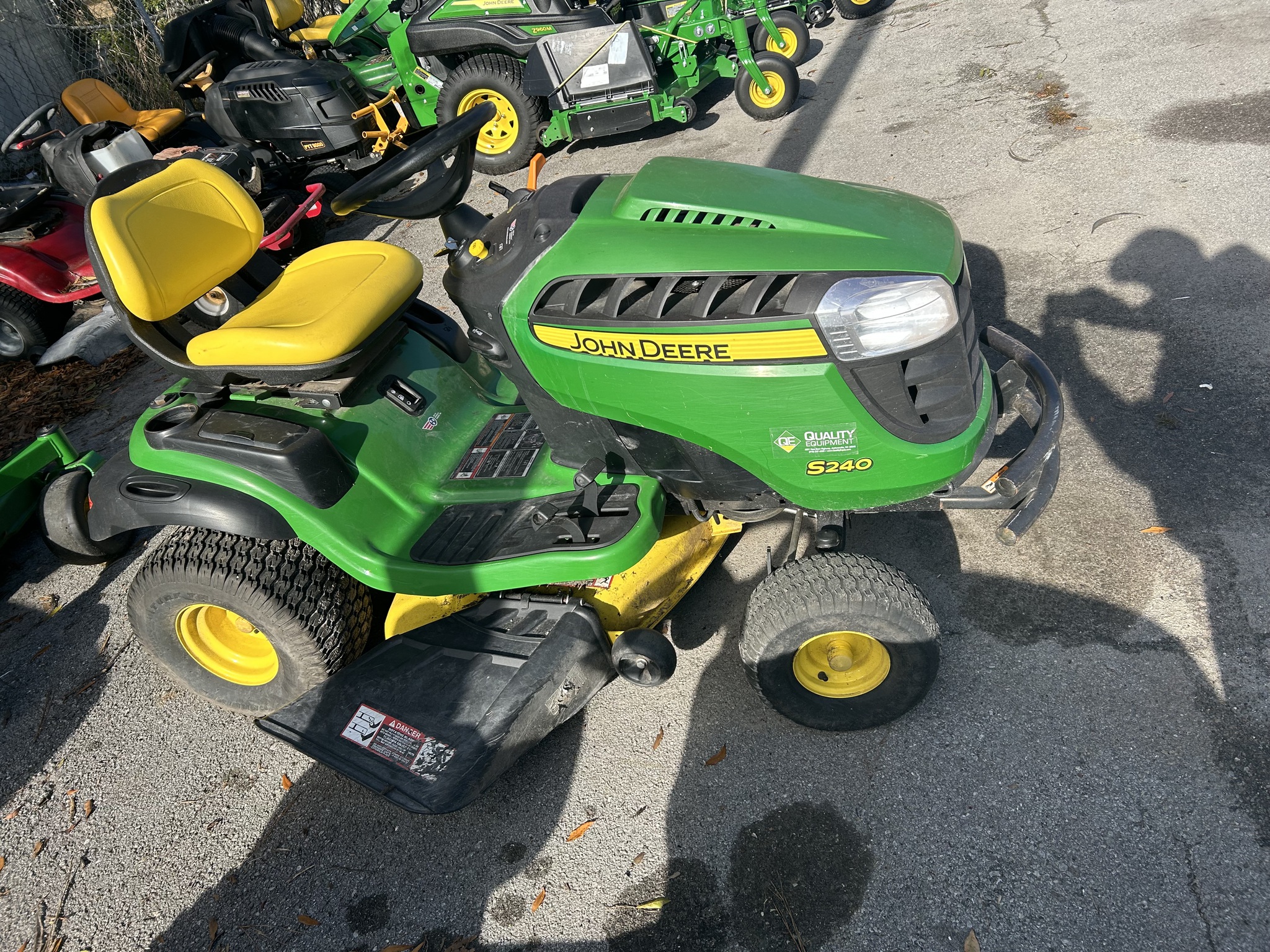 2019 John Deere S240 Lawn & Garden Tractors Jacksonville, NC