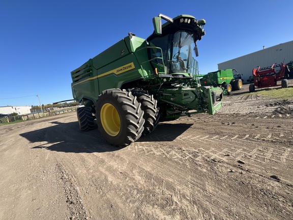 2022 John Deere X9 1000