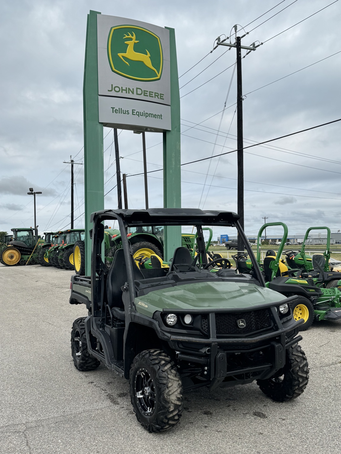 2021 John Deere XUV 835M Image 1