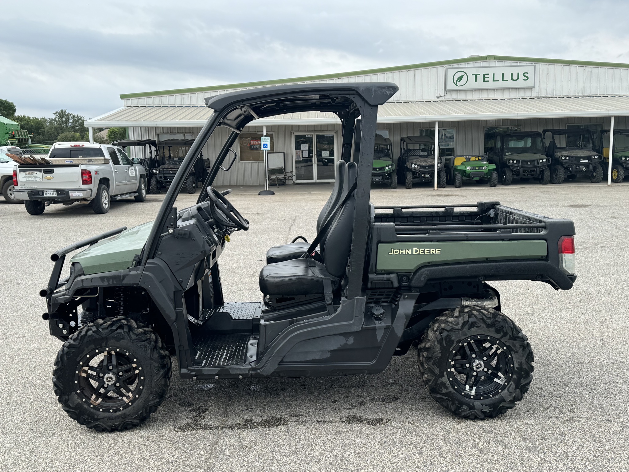 2021 John Deere XUV 835M Image 4