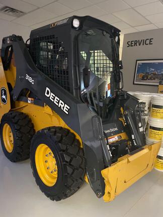 Photo of a 2024 John Deere 318G