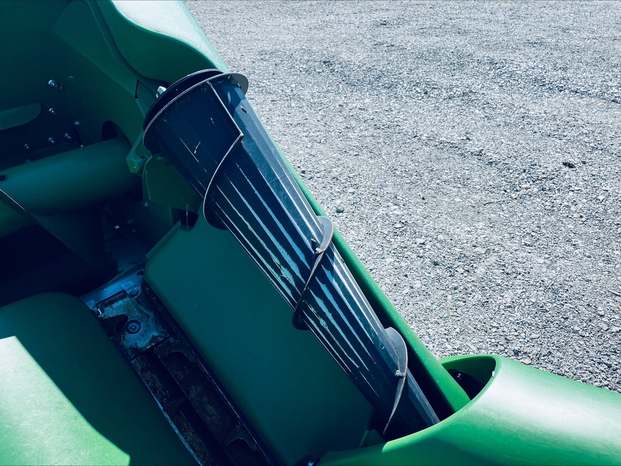 2024 John Deere C8R Image 11