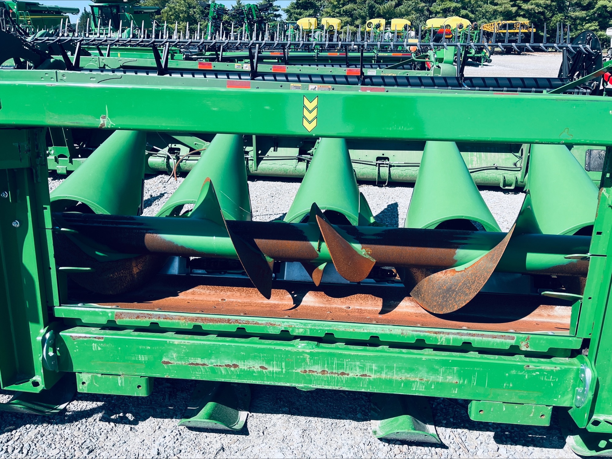 2024 John Deere C8R Image 4