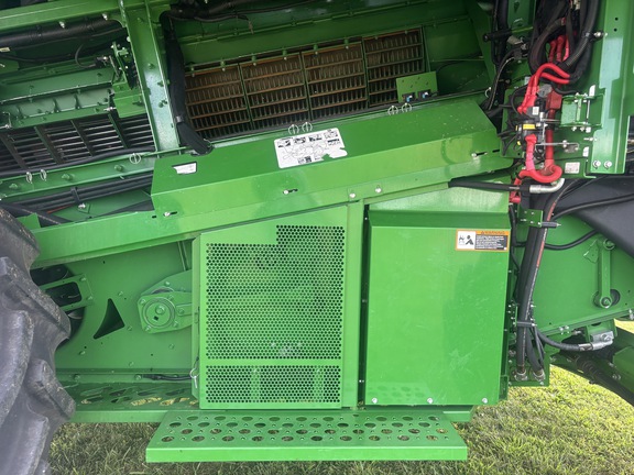 Used 2021 John Deere S780 Combines at Koenig Equipment in Urbana, OH - Photo24