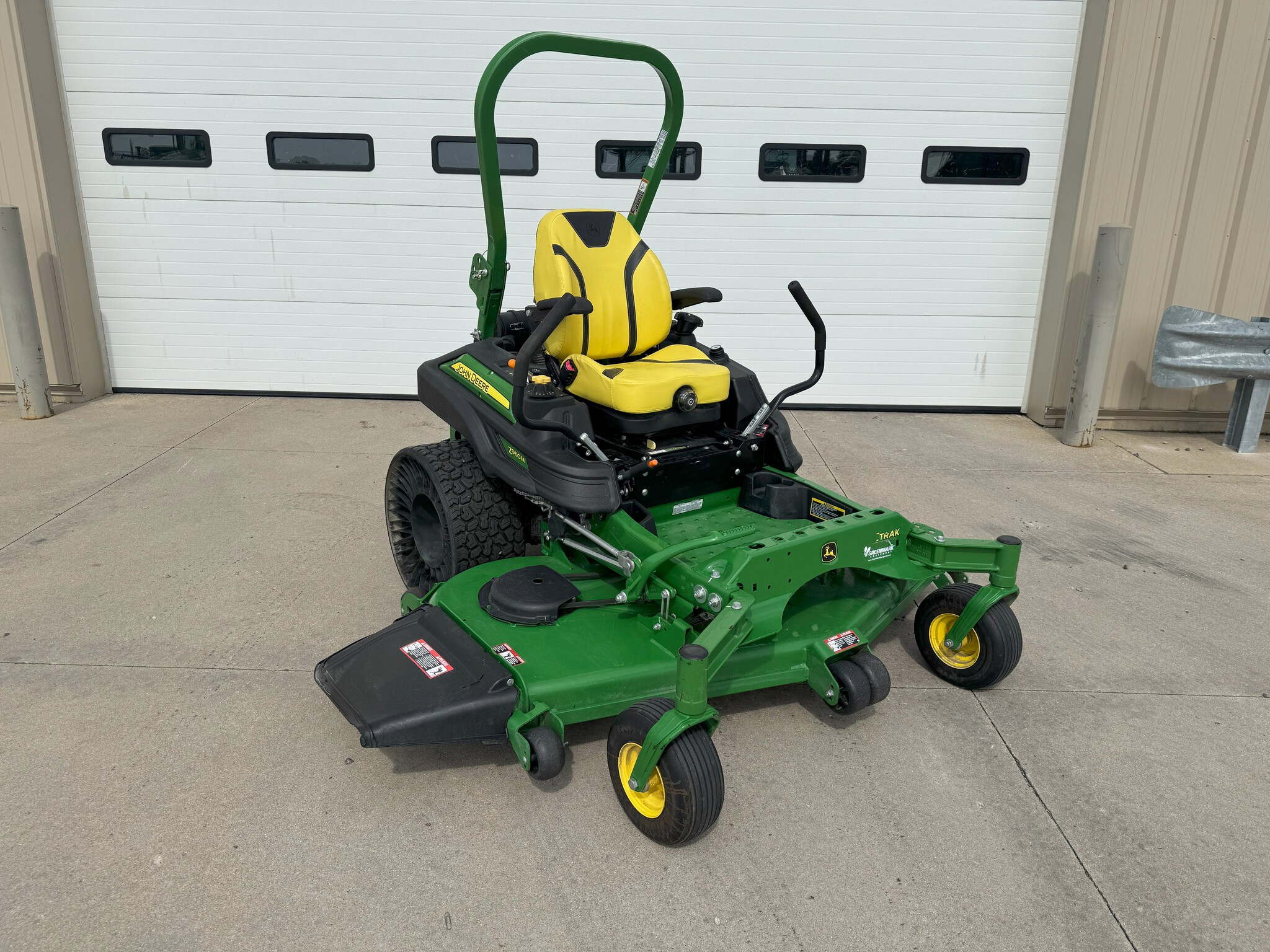 2021 John Deere Z960M Image 1