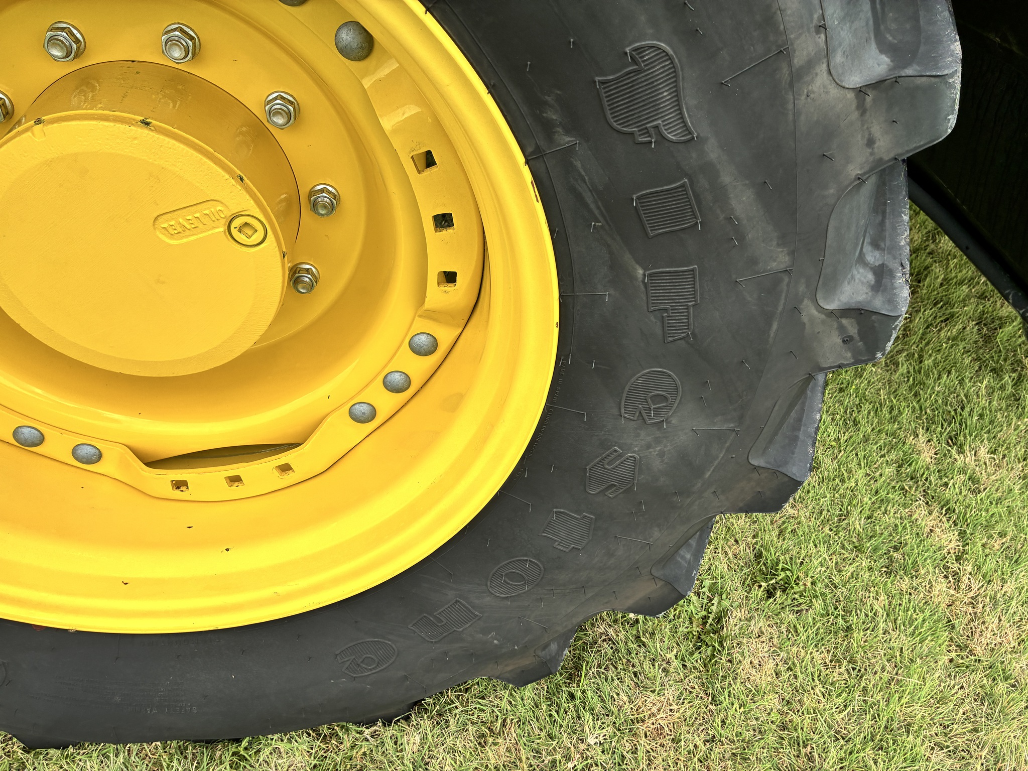 2024 John Deere 6R 145 Image 15