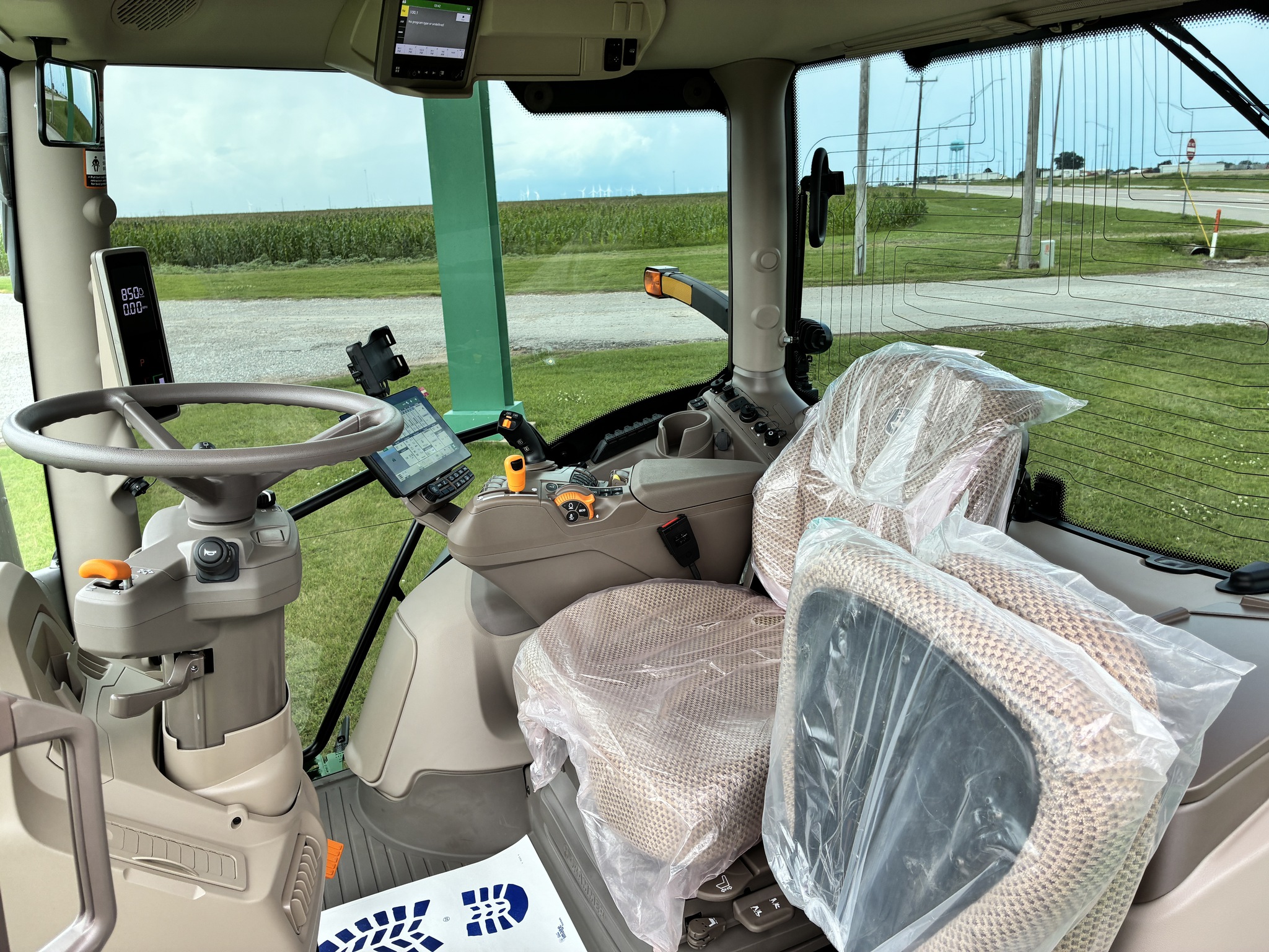 2024 John Deere 6R 145 Image 18