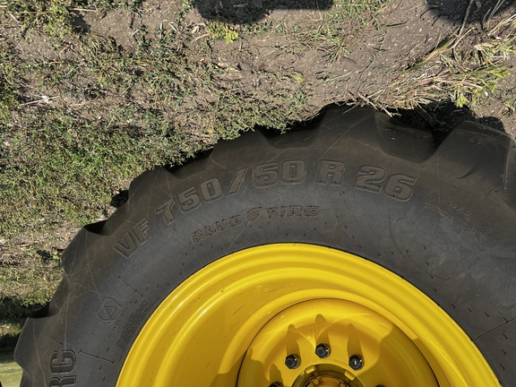 2023 John Deere 800R - Photo9