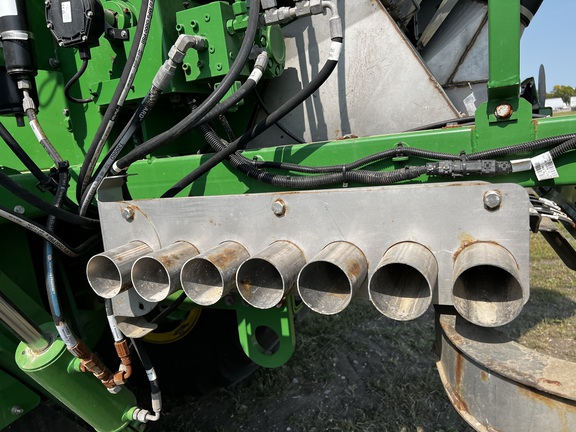 2023 John Deere 800R - Photo23