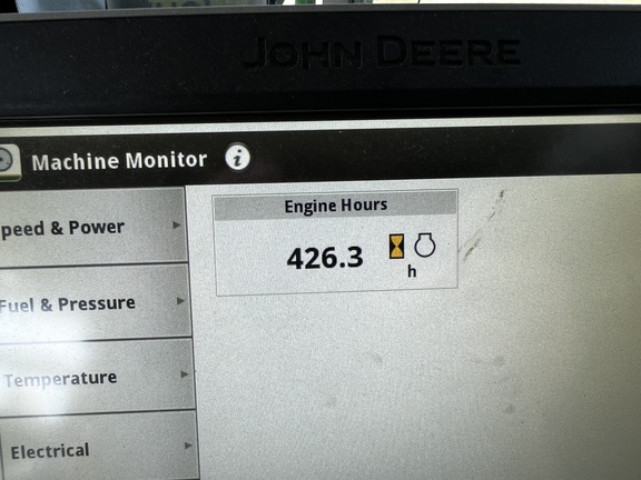 2023 John Deere 800R - Photo40