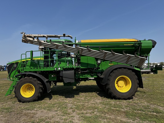 2023 John Deere 800R - Photo3