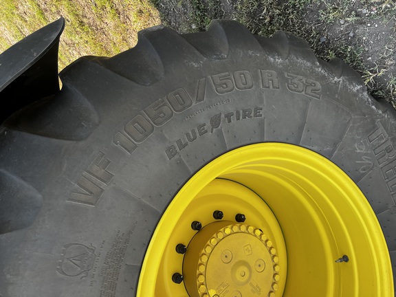 2023 John Deere 800R - Photo14