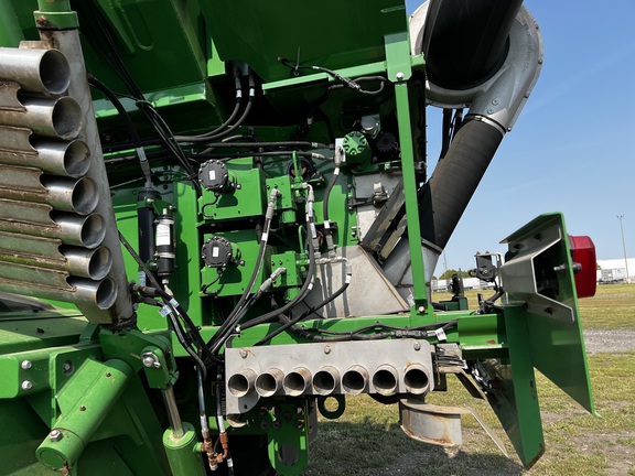 2023 John Deere 800R - Photo22