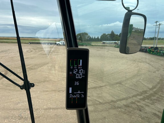 2018 John Deere S780 (29th thumbnail)