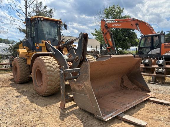 Photo of a 2023 John Deere 624 P