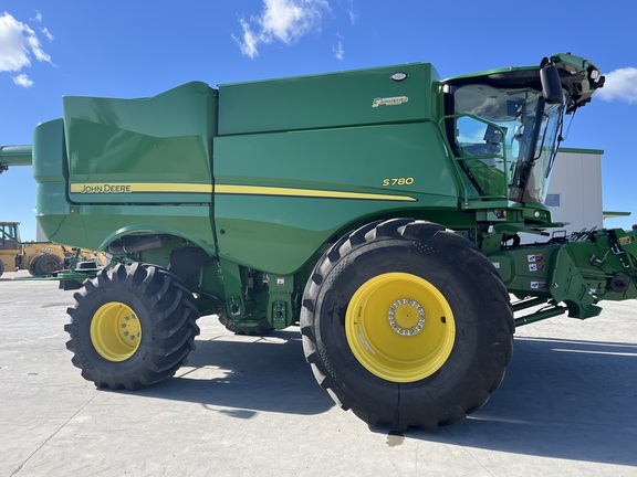 2024 John Deere S780 (6th thumbnail)
