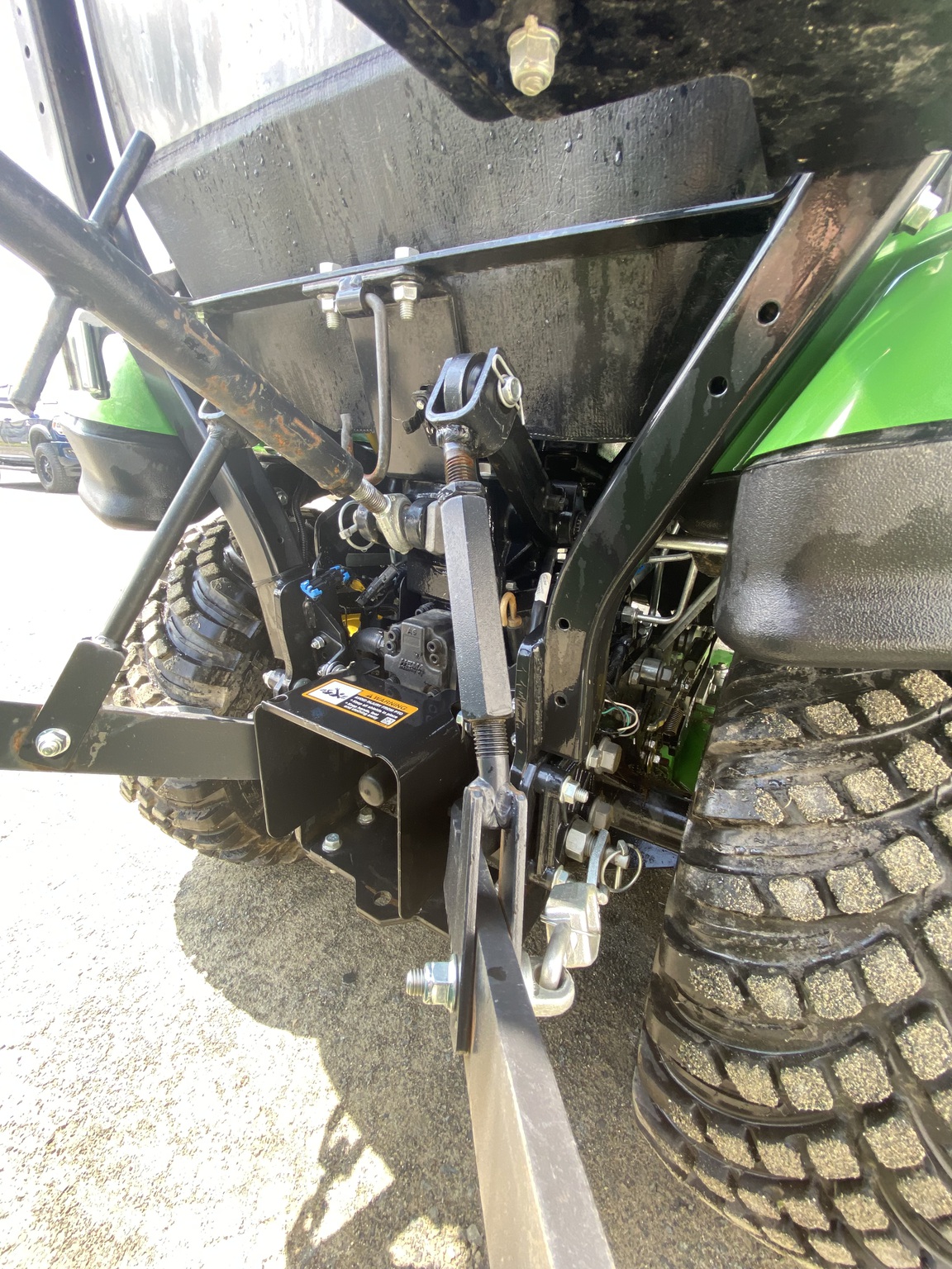 2022 John Deere 1023E Image 26