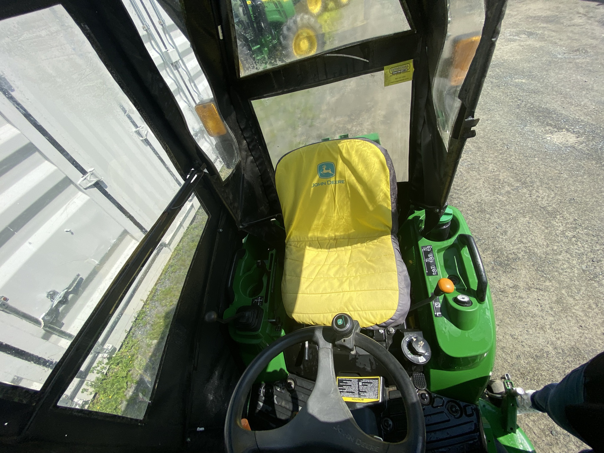 2022 John Deere 1023E Image 20