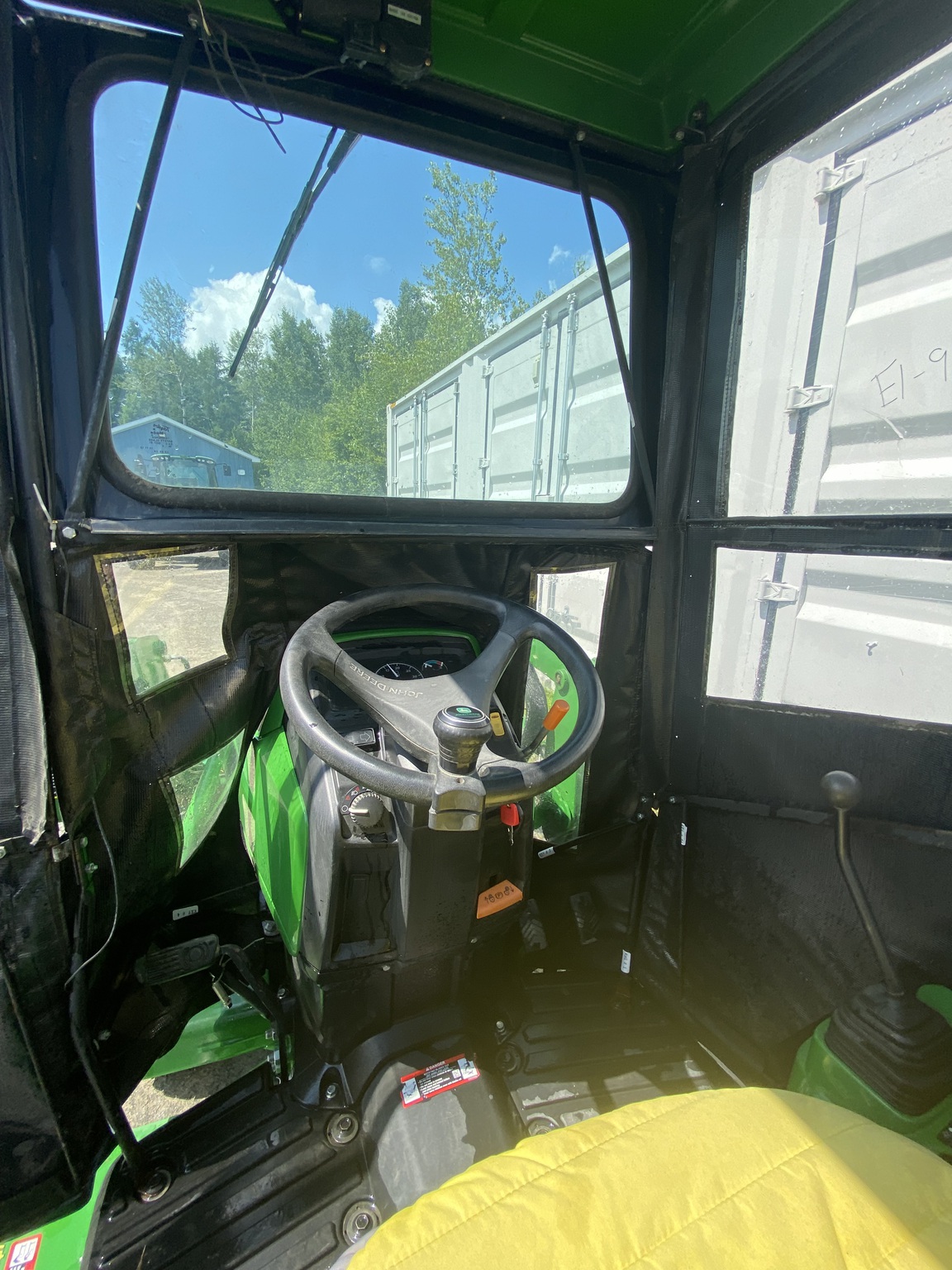 2022 John Deere 1023E Image 21