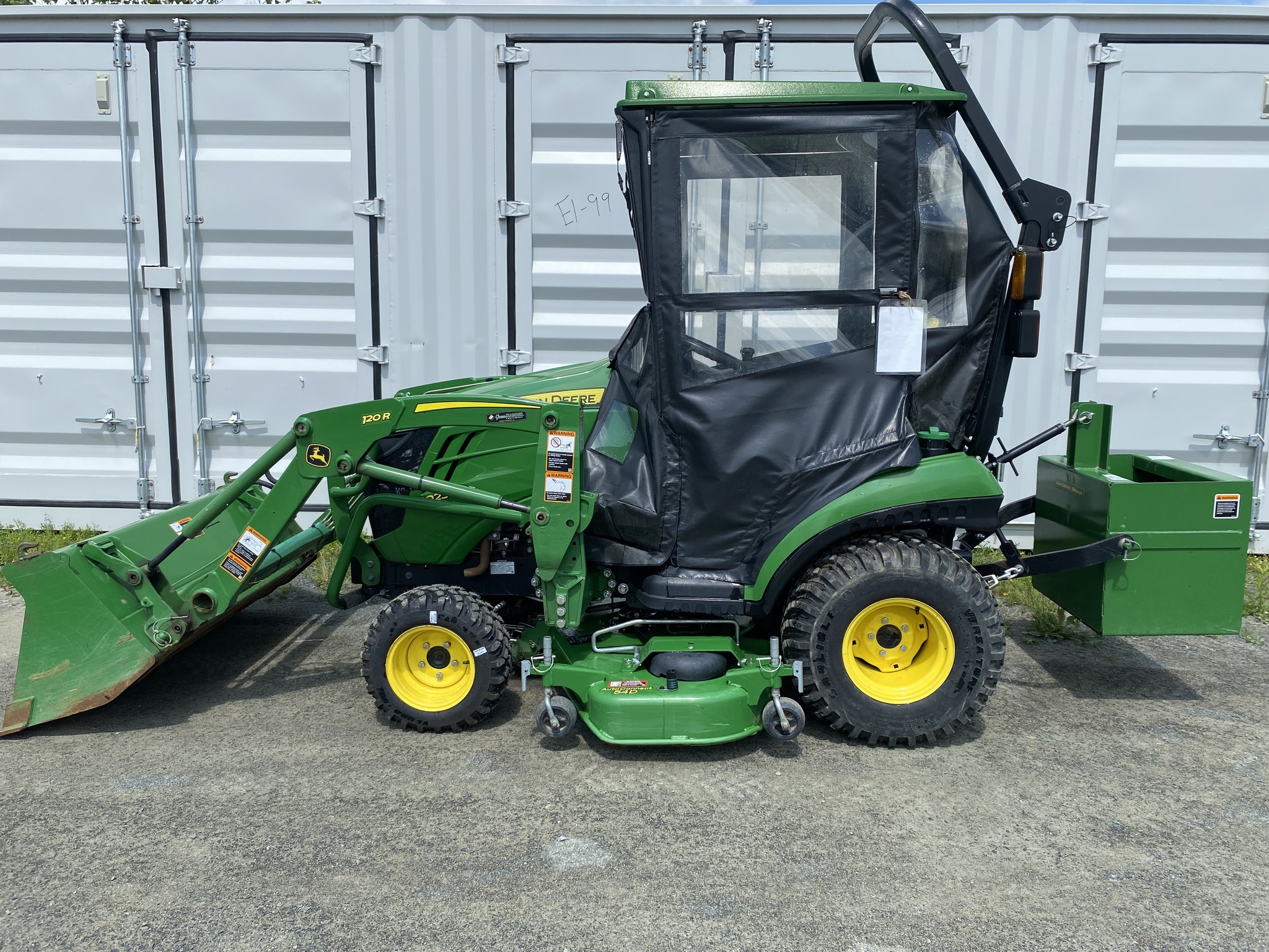 2022 John Deere 1023E Image 31