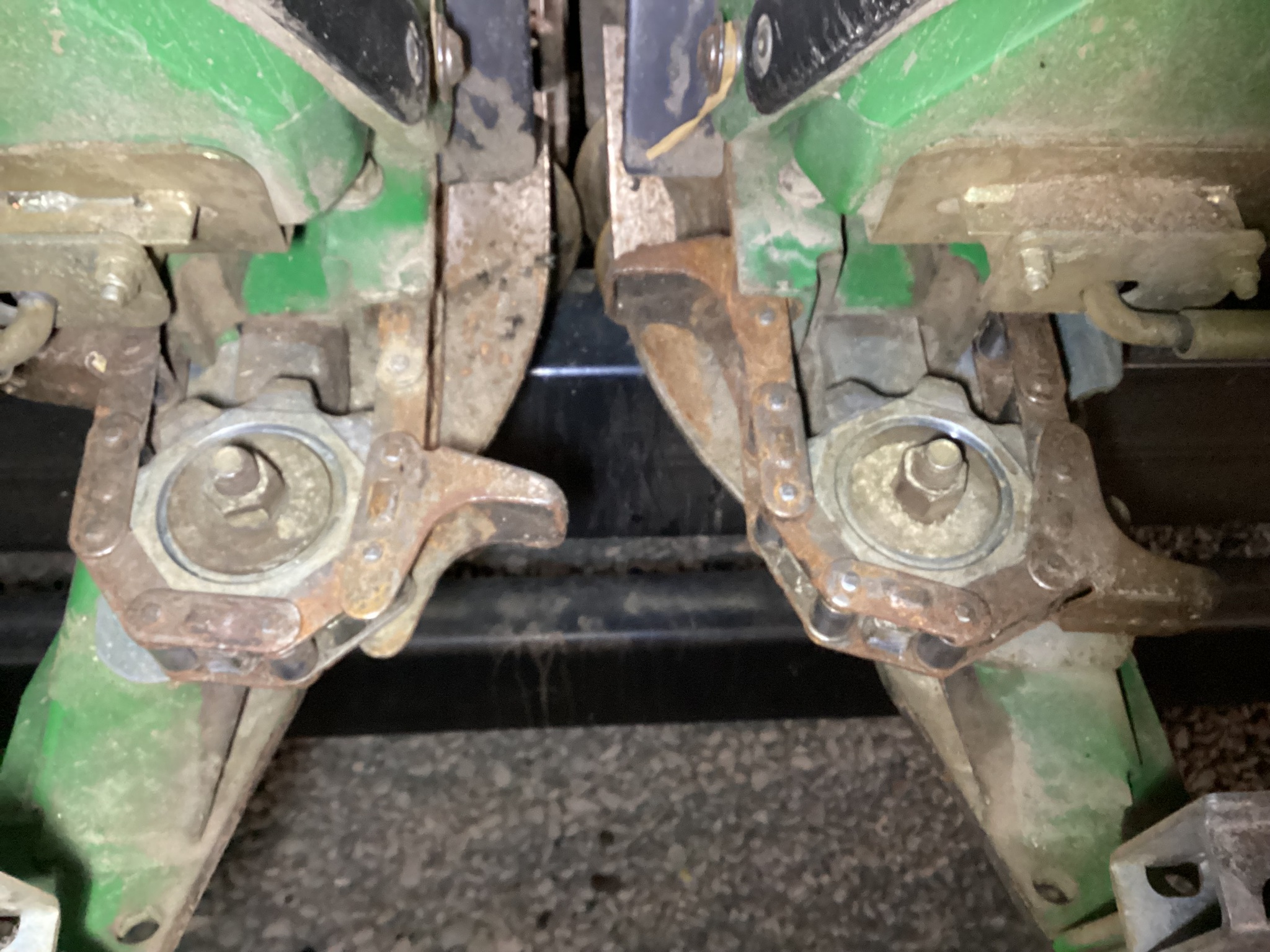 2011 John Deere 608C Image 15