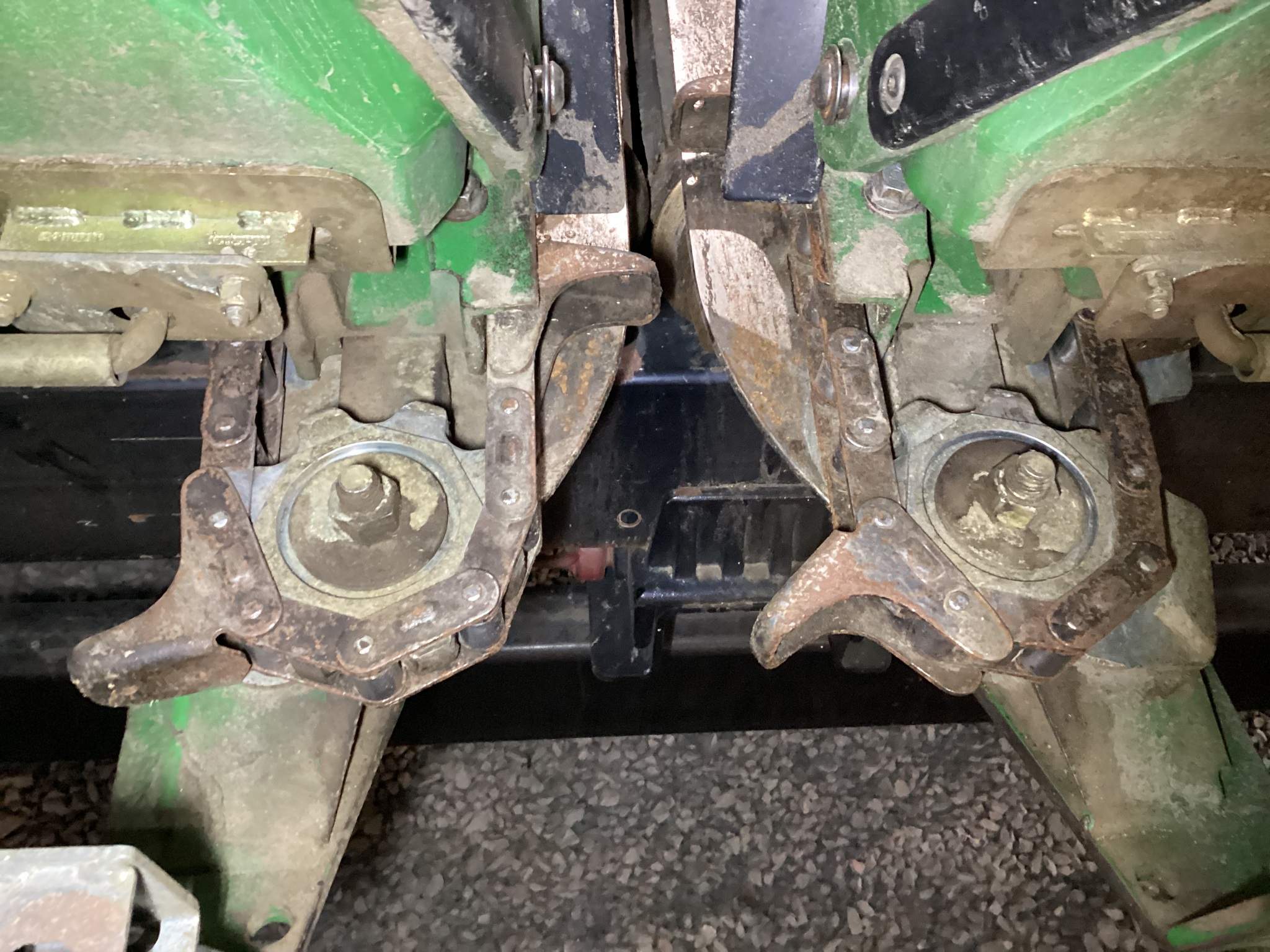 2011 John Deere 608C Image 14