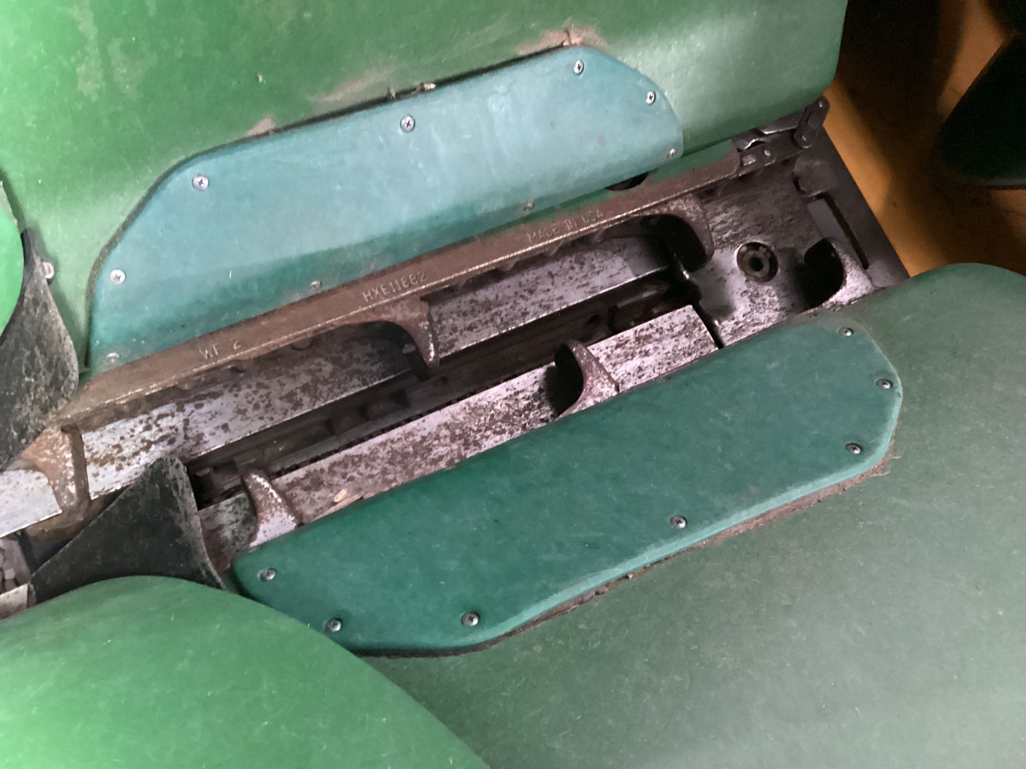 2011 John Deere 608C Image 10