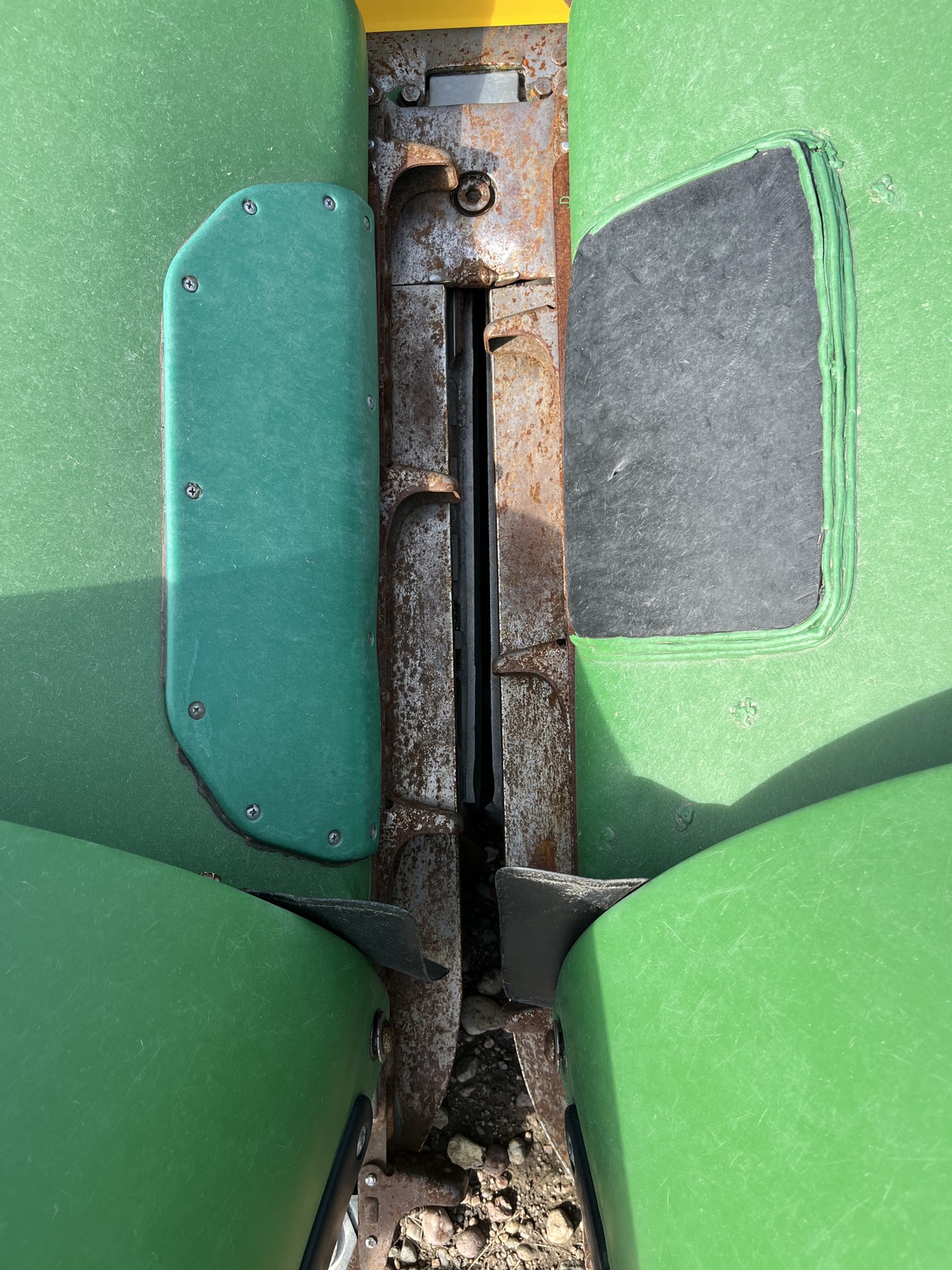 2011 John Deere 608C Image 7