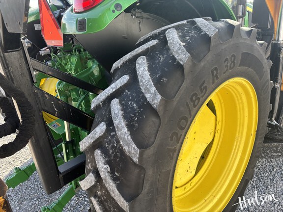 Photo of 2021 John Deere 6110M