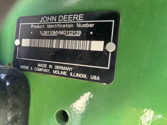 Photo of 2021 John Deere 6110M