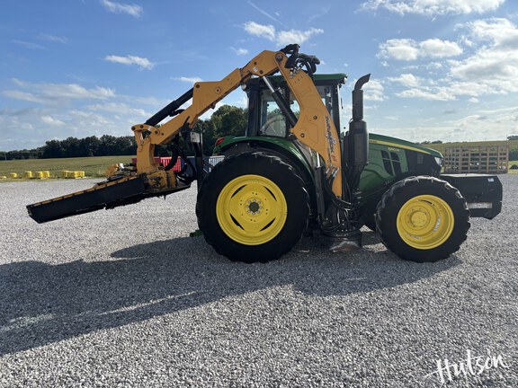 Photo of 2021 John Deere 6110M