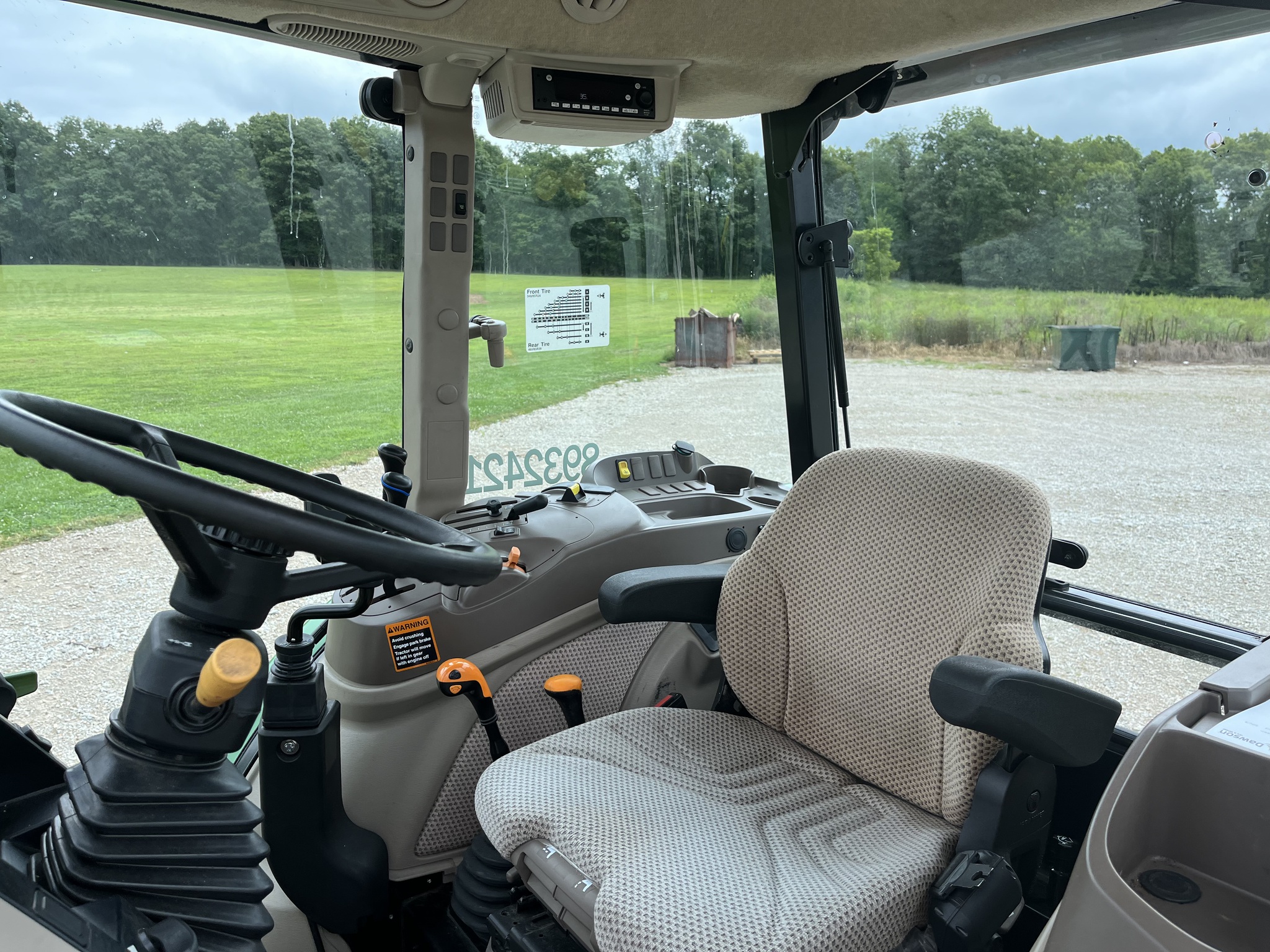 2022 John Deere 6120E Image 7