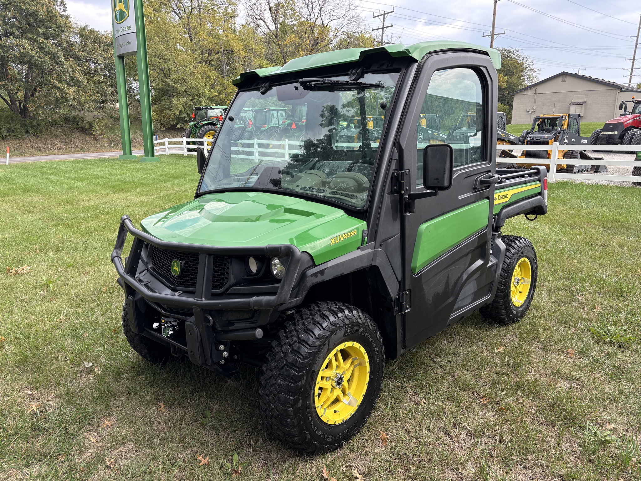 2022 John Deere XUV 835R at Heritage Tractor in Atchison, KS