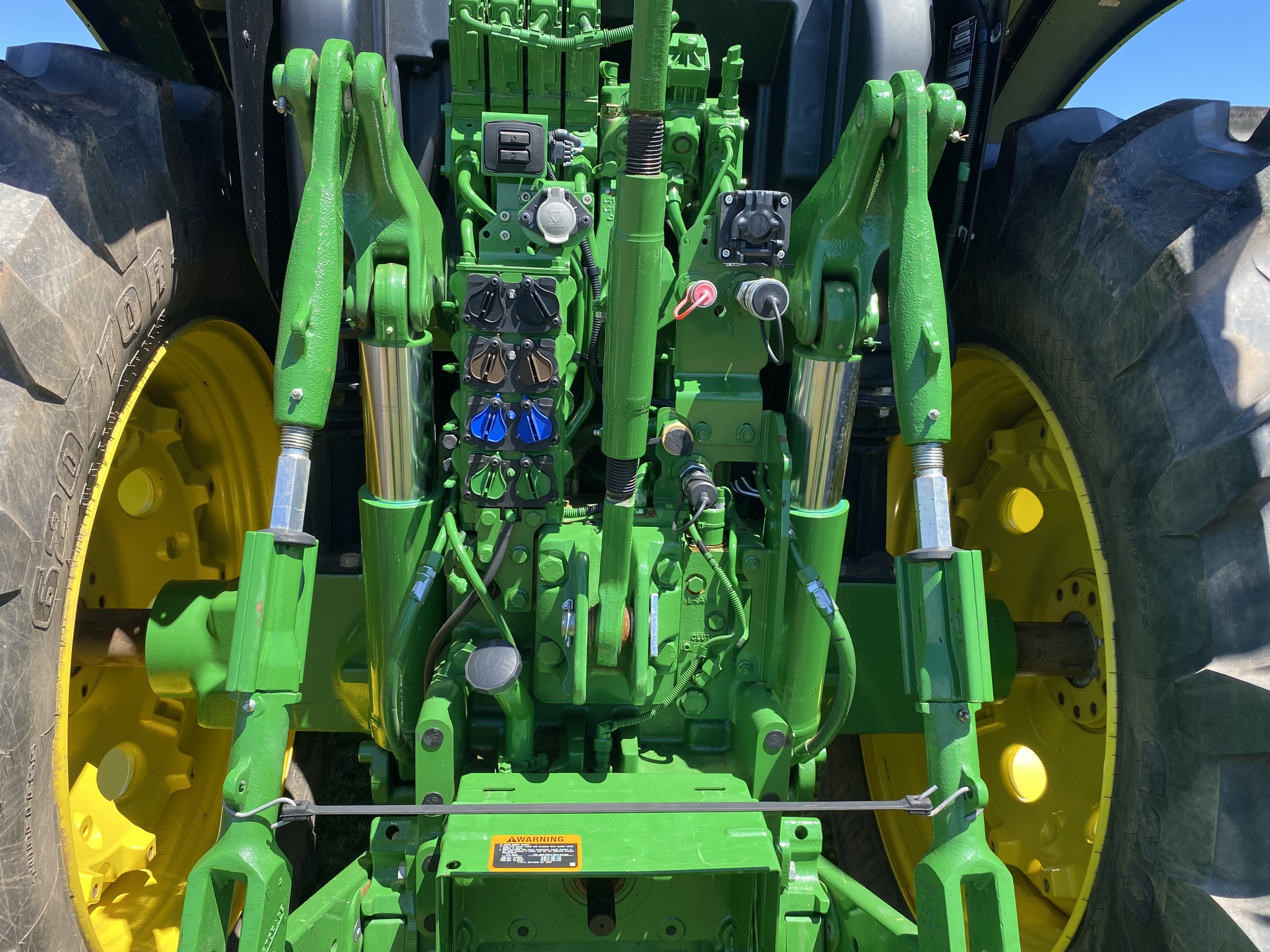 2024 John Deere 6R 175 Image 18