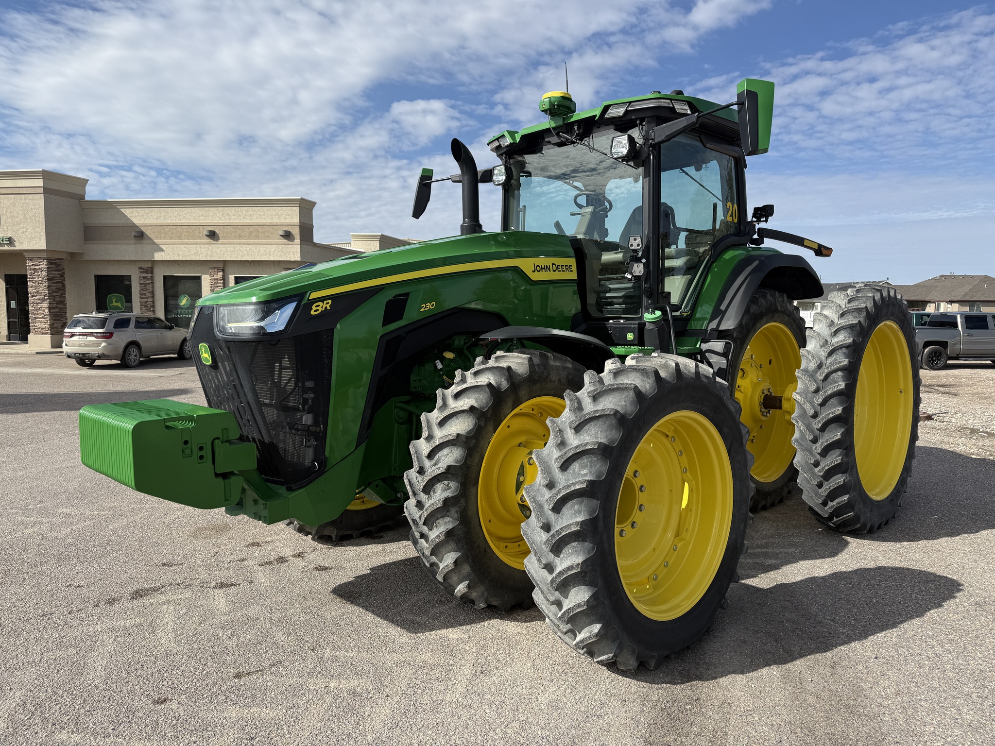 2023 John Deere 8R 230 Image 1