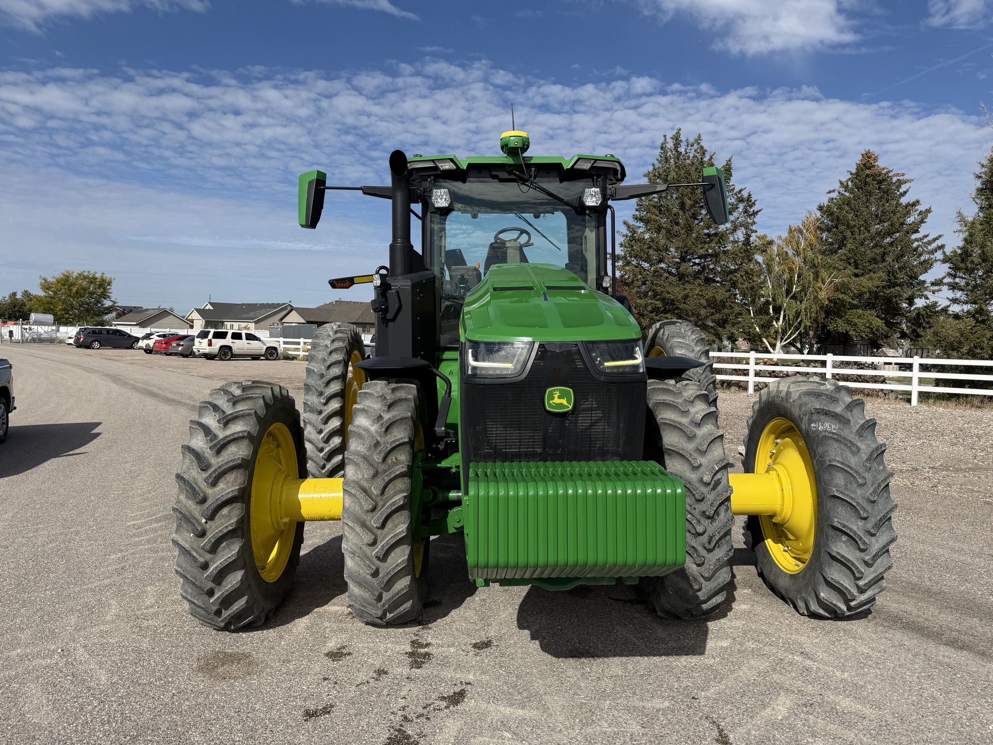 2023 John Deere 8R 230 Image 8