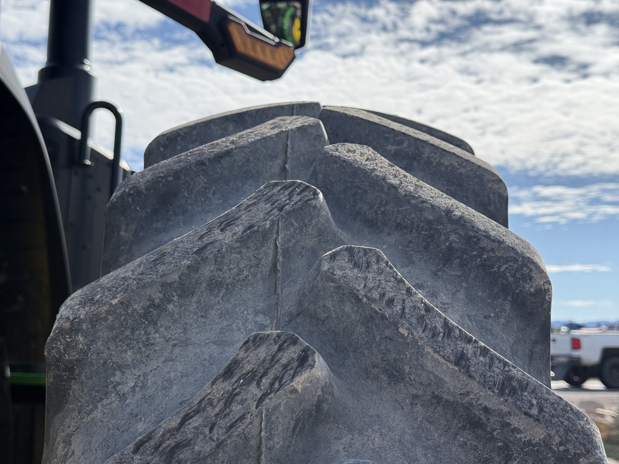 2023 John Deere 8R 230 Image 37