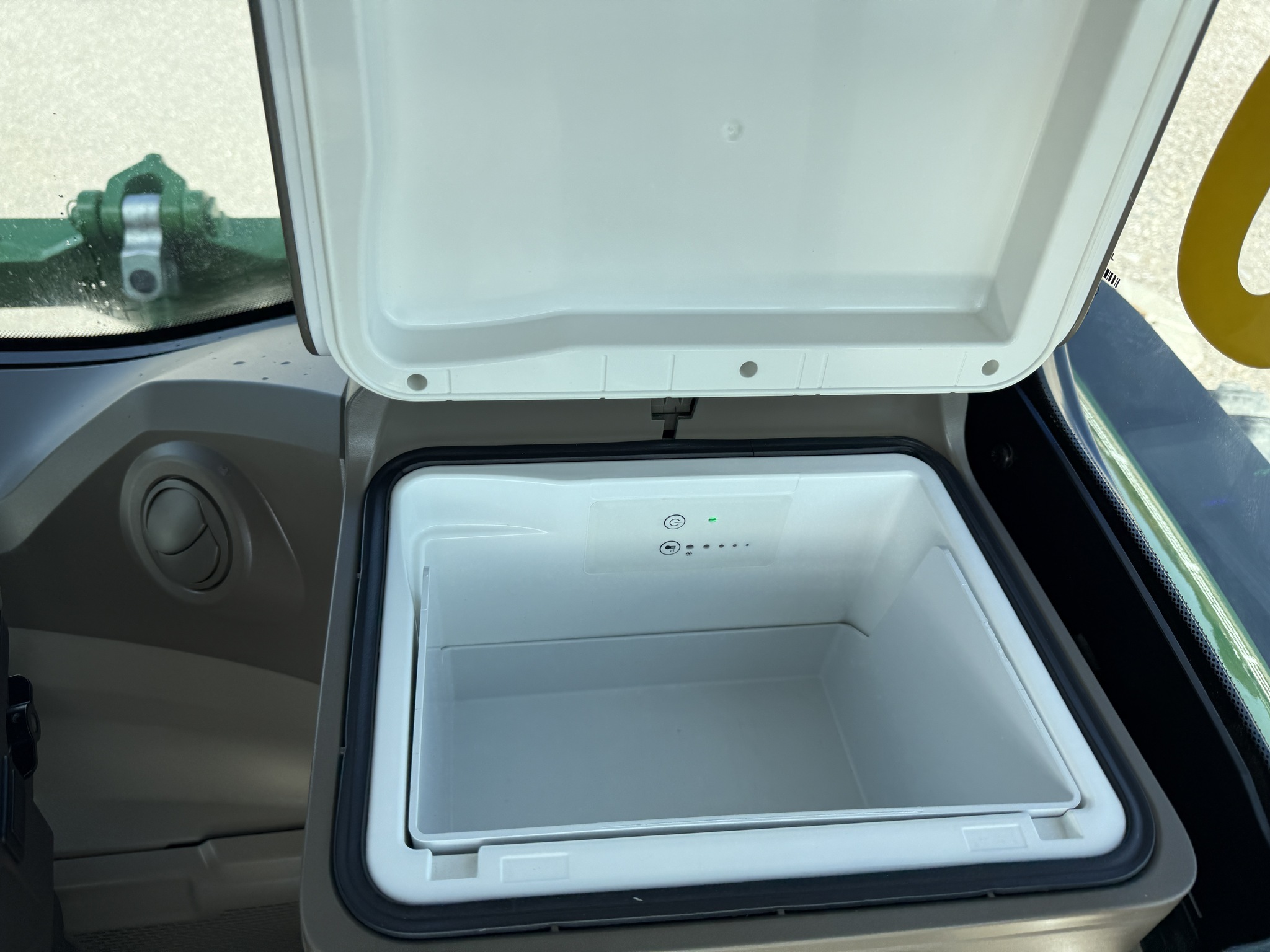 2023 John Deere 8R 230 Image 19