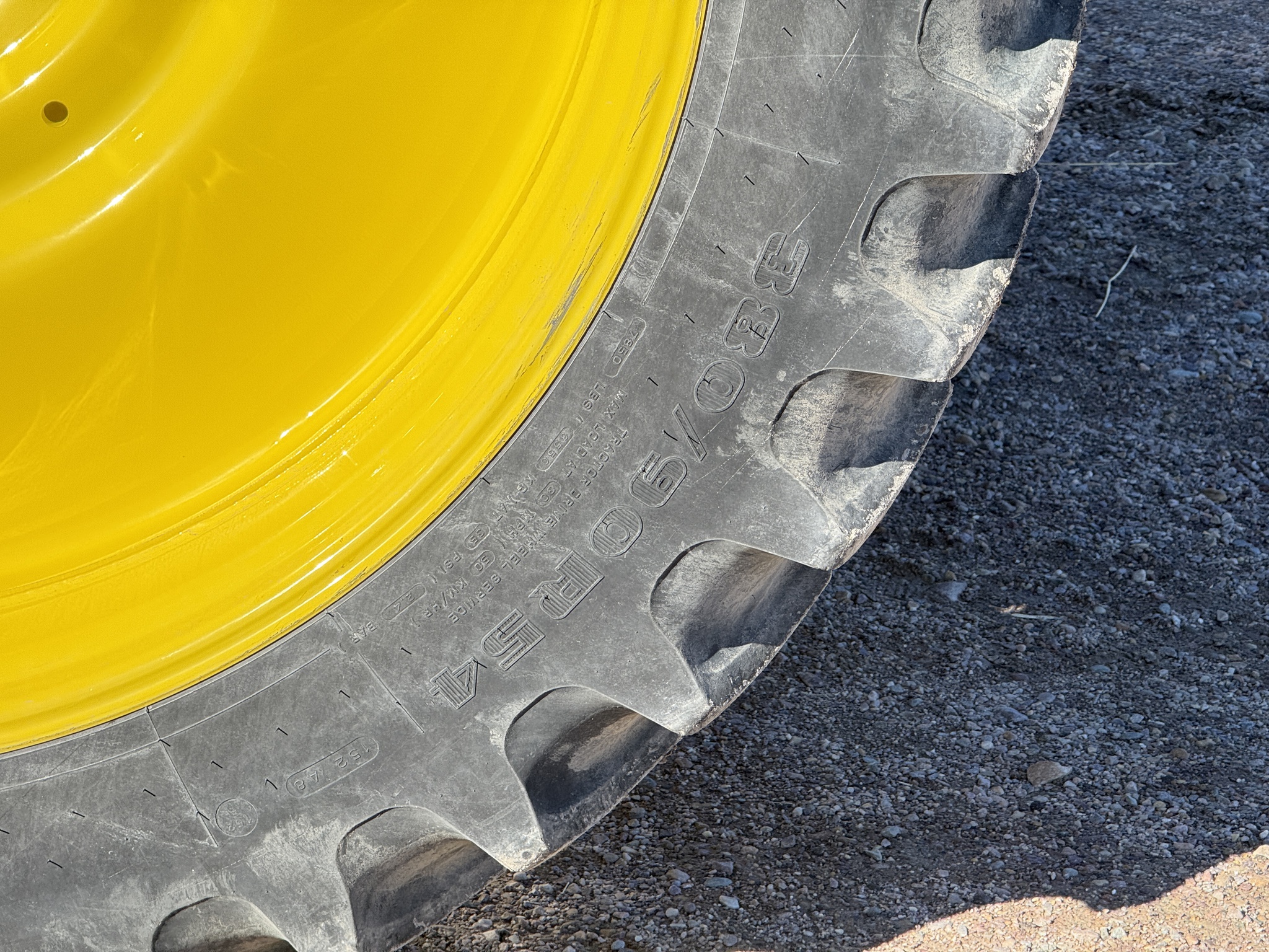 2023 John Deere 8R 230 Image 39