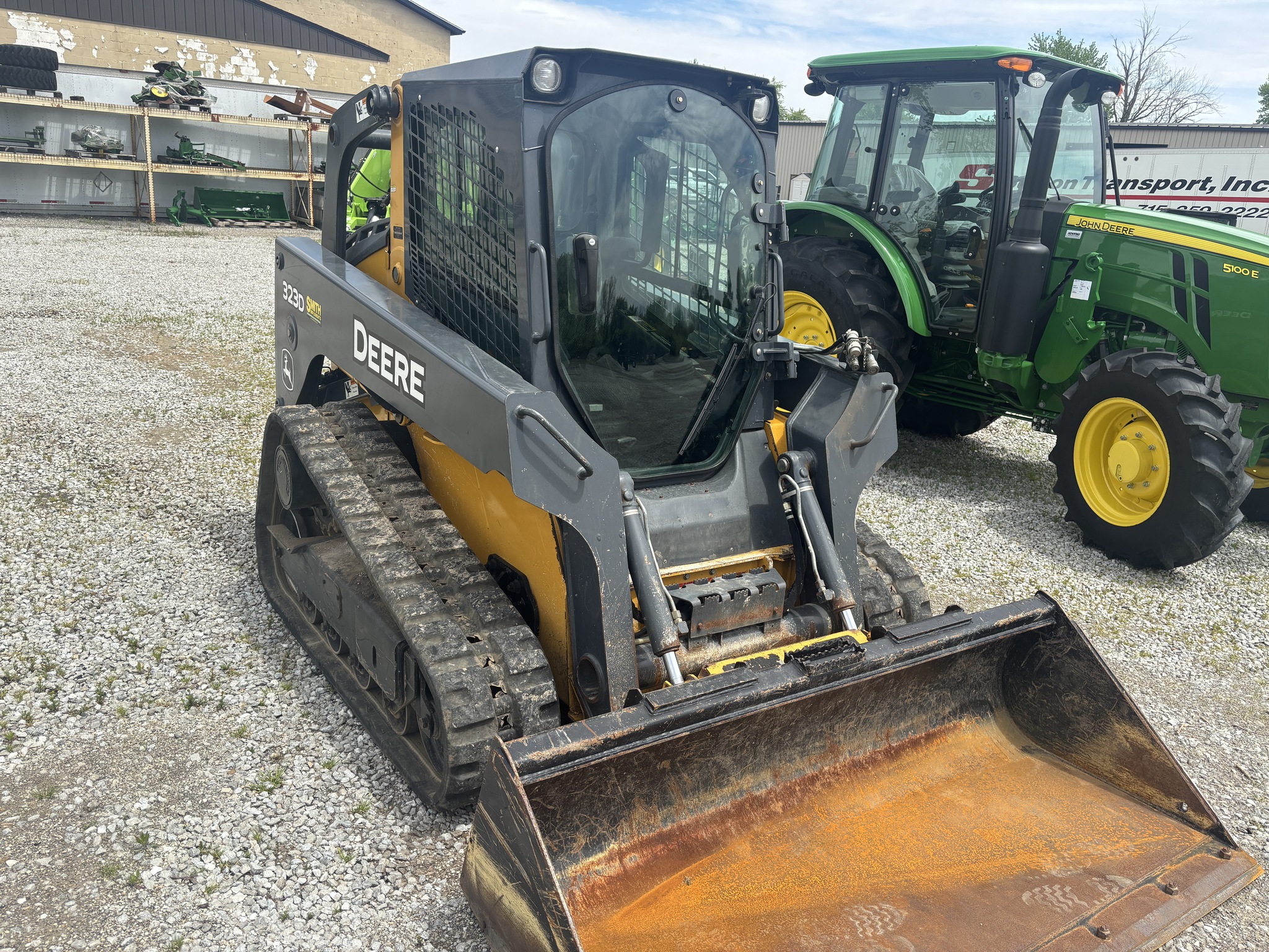 Used 2013 John Deere 323D Compact Track Loaders at Koenig Equipment in Rushville, IN - PhotoXL0