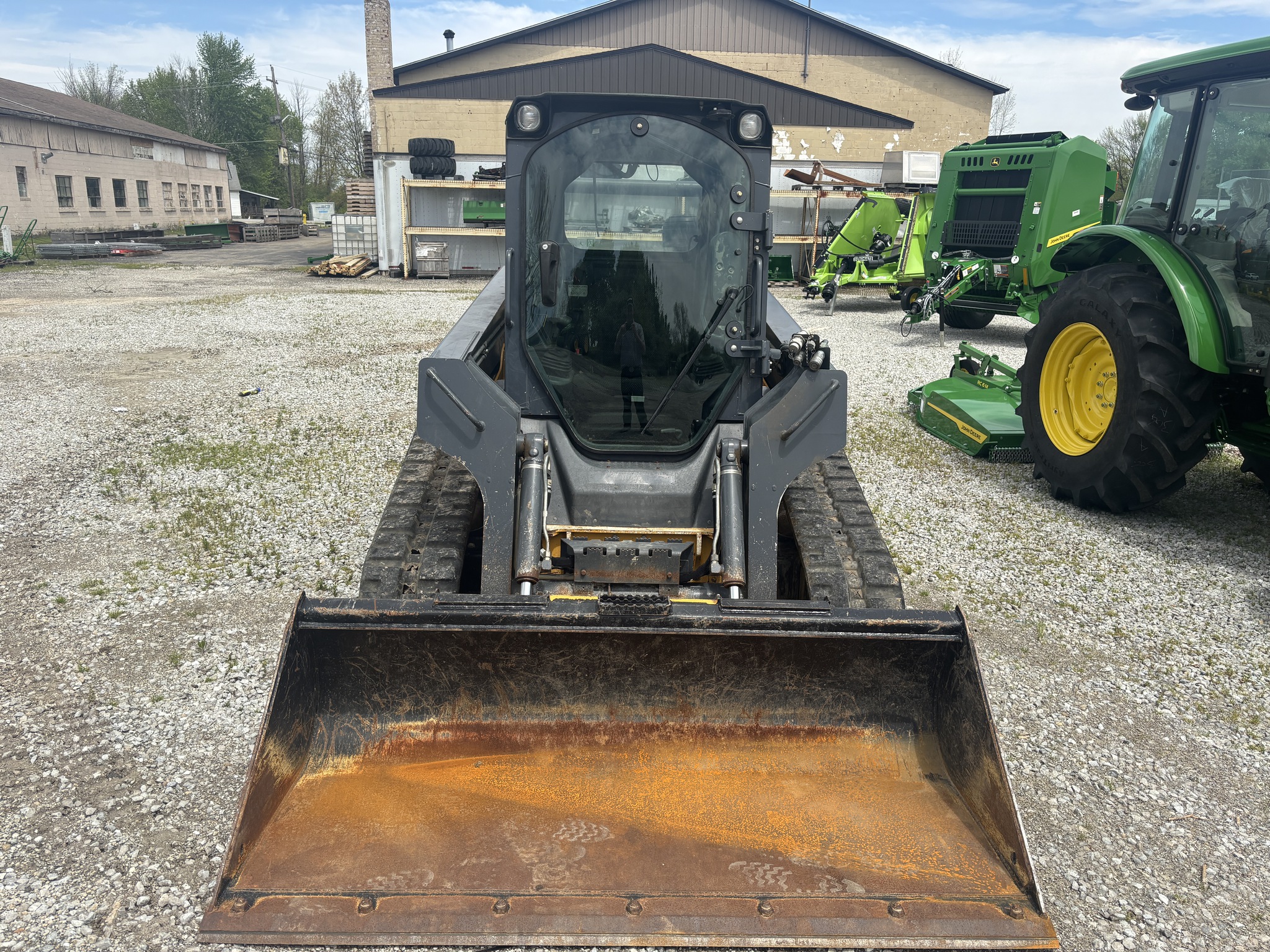 Used 2013 John Deere 323D Compact Track Loaders at Koenig Equipment in Rushville, IN - PhotoXL1
