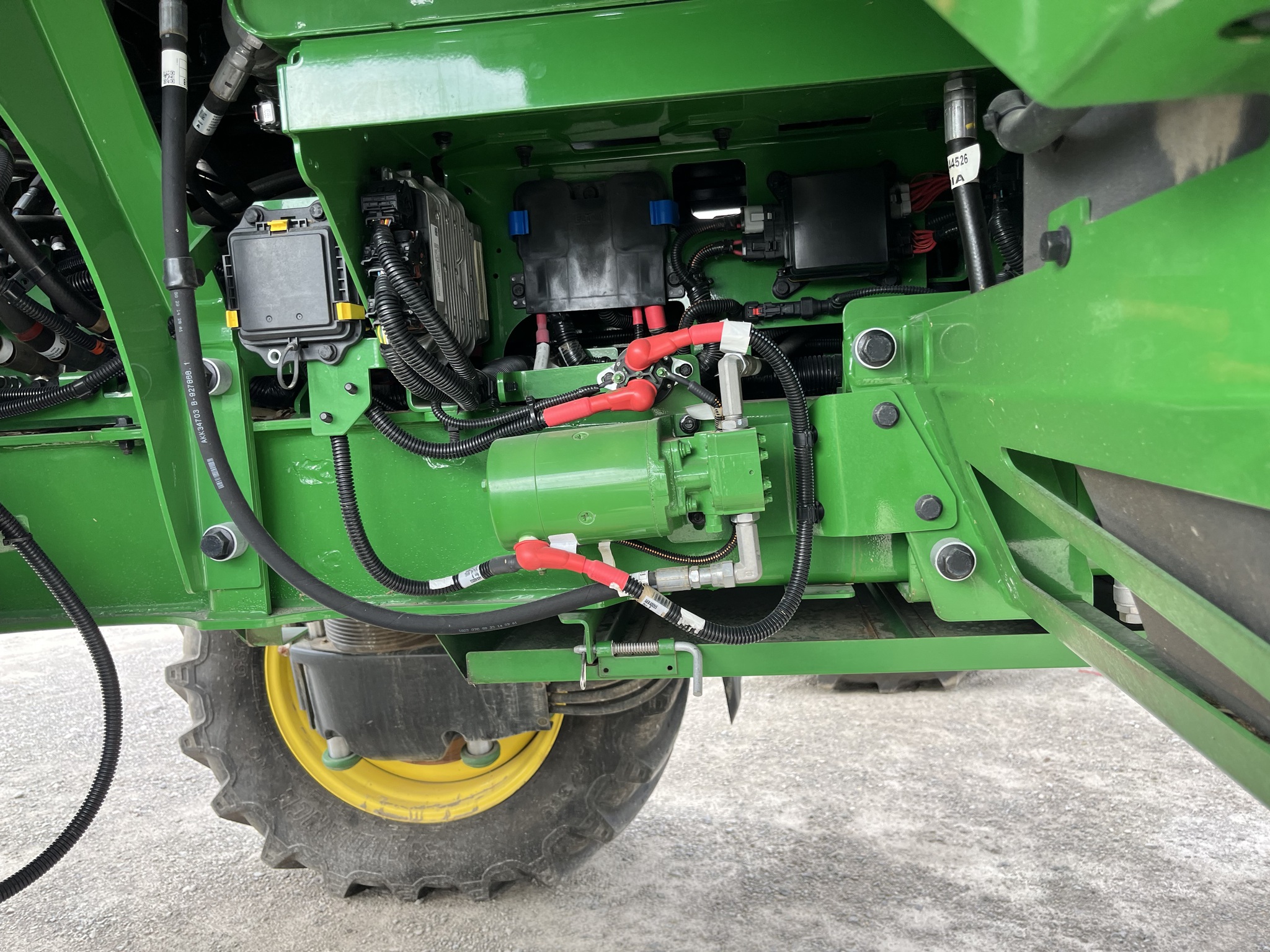 2023 John Deere 410R Image 33